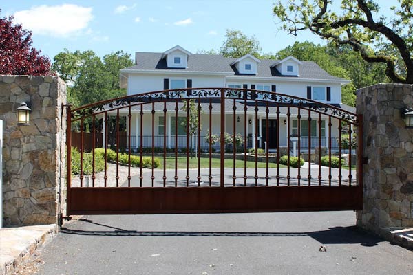 Hunter Estate